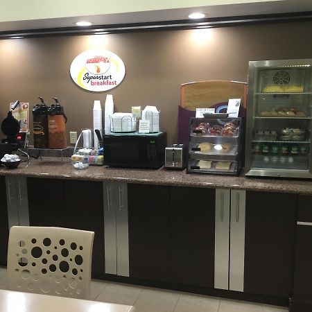 Super 8 By Wyndham Fairfield Tx Hotell Eksteriør bilde