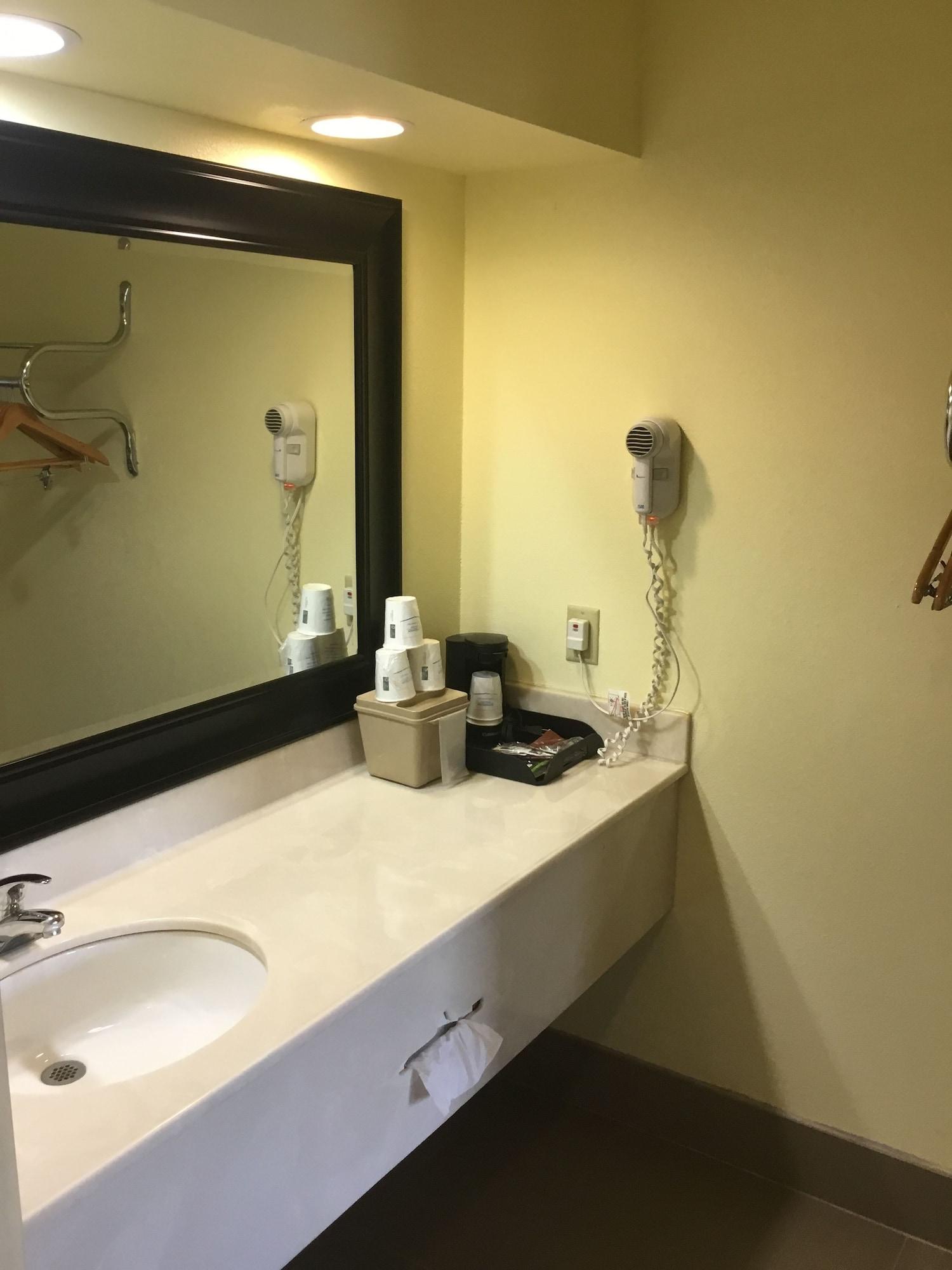 Super 8 By Wyndham Fairfield Tx Hotell Eksteriør bilde